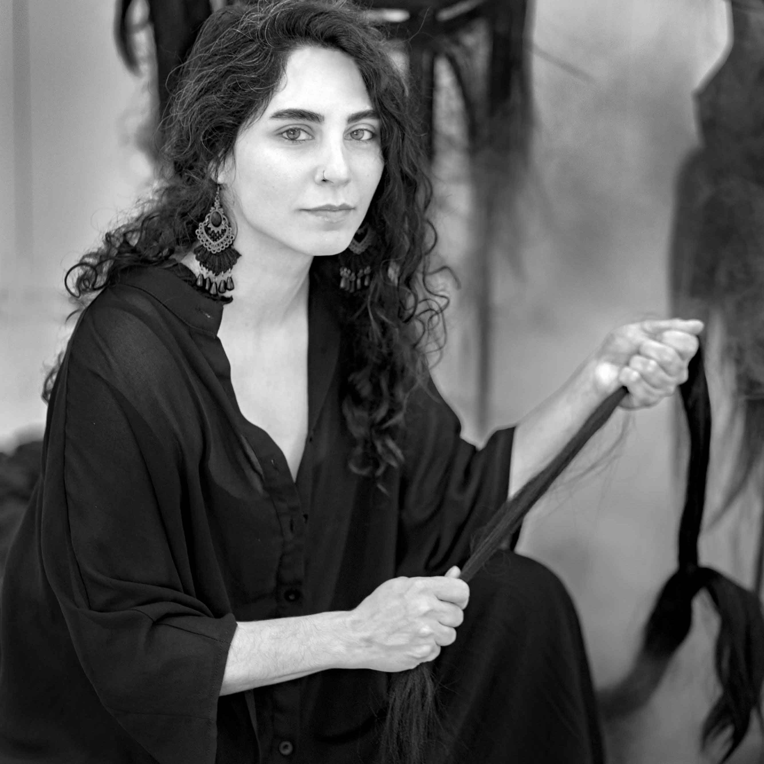 06-20Visite-guidee-de-l'expo-avecYosra-Mojtah